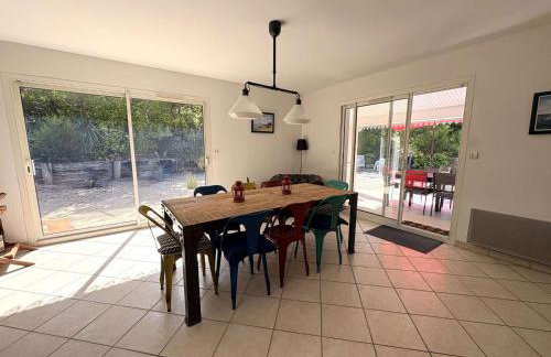 Villa spacieuse avec piscine chauffée, jardin et terrasse à Petit-Piquey - FR-1-736-9 - Foto 15