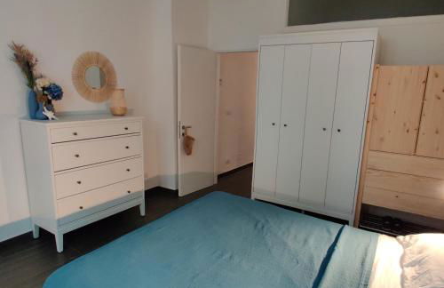 Vista sul carruggio, centro storico di Chiavari - Photo 38