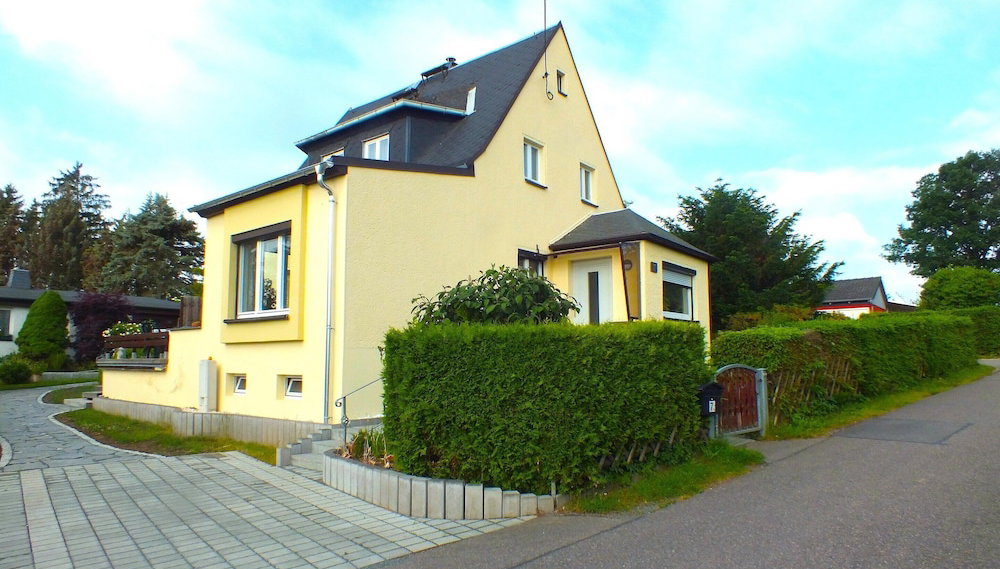Holiday Home in Lichtenau With Garden Bliss - Foto 1, Imagen principal