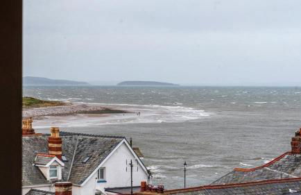 Castle Penthouse - Photo 7