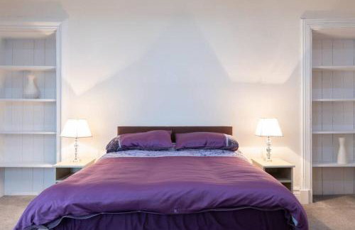 CASTLEBANK HOUSE FLATS, DINGWALL - Photo 40