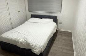 3 Bedroom Home Near Tube Station Easy London Access Peeams Abode Borehamwood - Foto 6