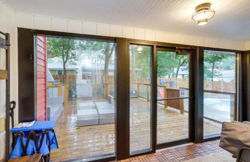 South Haven Oasis - Private Hot Tub, Pool and Grill! - Foto 26