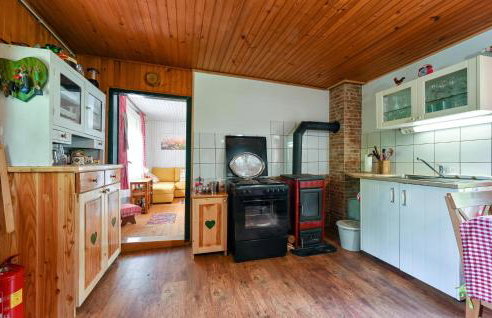 2 Bedroom Cozy Home In Konjscina - Photo 22