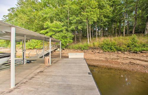 Townville Lakefront Cottage with Private Dock! - Foto 40