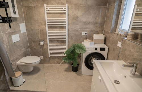 FEEL GOOD HOMES Ruhig-Klimaanlage-WLAN-Regendusche - Foto 13