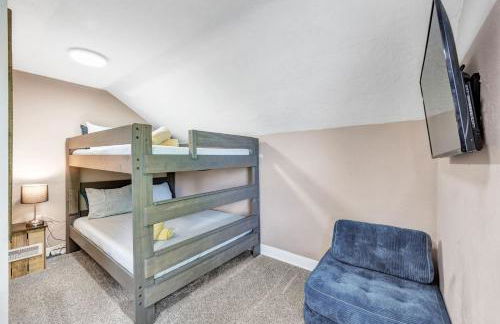 Lazy River Villa - Hottub! Fenced Yard! Fire Pit! - Foto 34