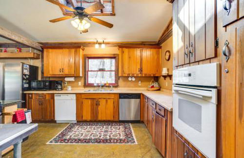 Jasper 7 Timbers Cabin on 10 Acres with a Creek! - Foto 16