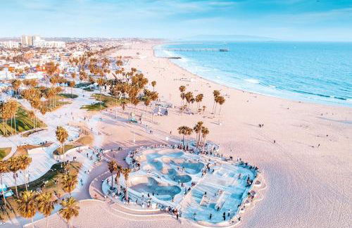 Modern Townhouse with 4 Bedrooms Near LAX - Foto 29