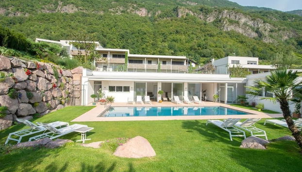 Hidalgo Suites & Restaurant - Photo 2, Primary image