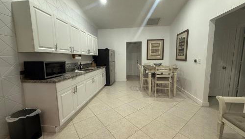 Adorable In law Apt in Wellington - Foto 5