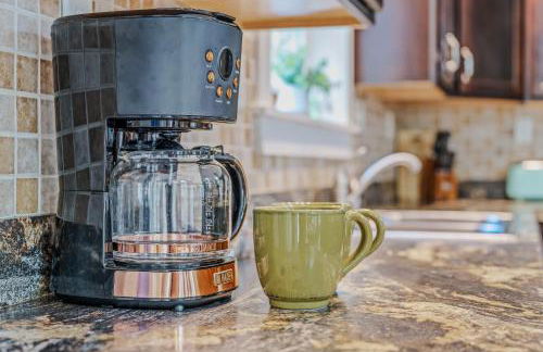 Mariposa Moon Cottage at Sleepy Creek - Wifi, Deck, Fire Pit, Creekside, View - Photo 24