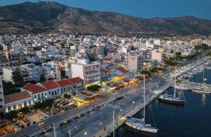 Zoe's Villa - Modern Karystos Apartments By The Port & Beach - Foto 1