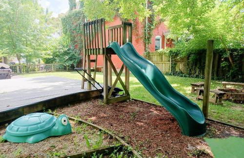 Huge 2 Bedroom House in the Heart of Northside! - Foto 35