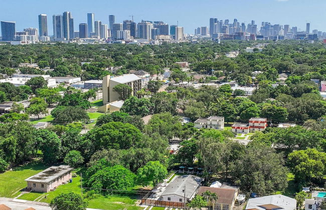 Fresh Modern With Pool Oasis - Foto 26