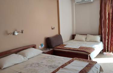 Marie Claire Studios - Foto 52