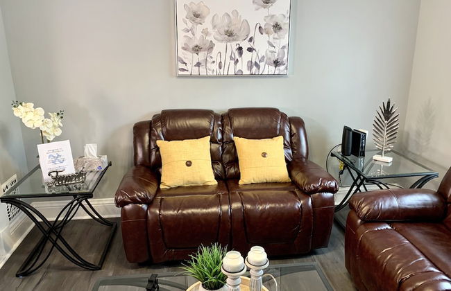 Texas Hold-em Duplex- 3BR Free Parking - Foto 11