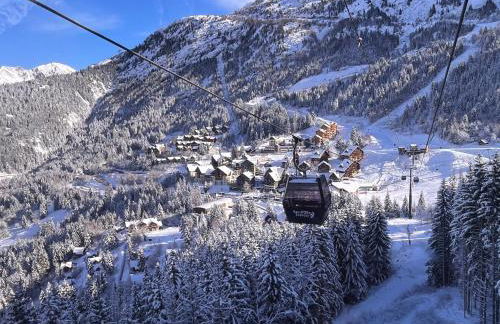 Spacious apartment with beautiful views max 8 pers - Foto 29