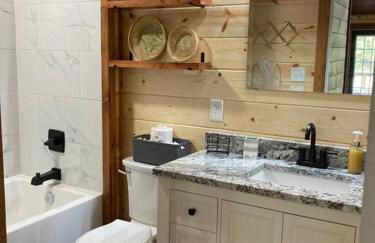 Livin on the Edge Cabin in Albert Pike, Beautiful! - Foto 62