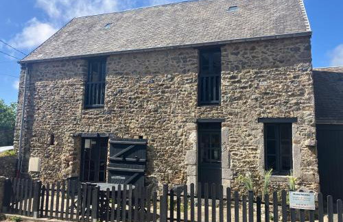 Maison en pierres à 1200m de la mer - Foto 1
