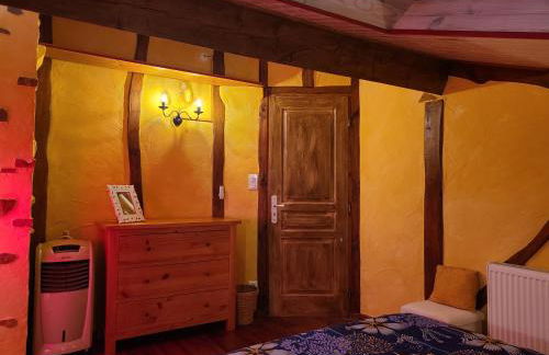 - - - - -Les Colombages - - - - Chambre d'hôtes-Gîte- Classement Gîte 3 étoiles - Foto 14