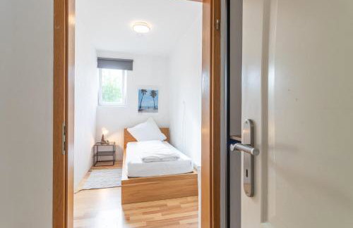 Berghof Wörner 2 Wohnungen für bis zu 20 Personen mit Balkon I Terrasse I 4 Bäder I NETFLIX I Ruhig und gemütlich wohnen - Foto 13