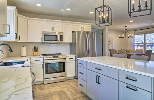 Retreat with Deck about 9 Mi to Downtown Springfield - Foto 10