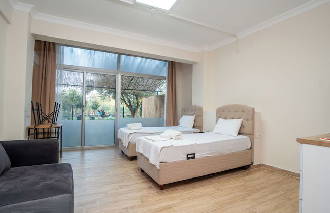 Capo Calaberno Aparts - Photo 57