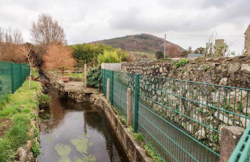Bull Bach Old Smithy - Photo 22