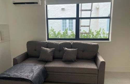 Transit-Friendly Flamingo Park Hideaway - Foto 11