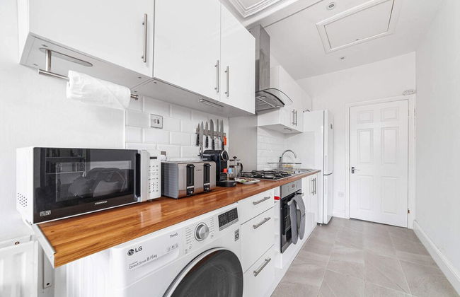 Bright West Ealing Abode - Foto 9