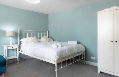 New School Rooms estate close to Bath including heated swimming pool,hot tub,WIFI, pool table, parking - Foto 11