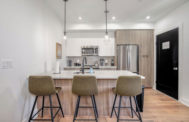 Capitol Hill Suites - Unit 9 - Photo 4