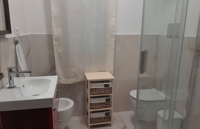 Countryside Villa With Private Pool - Photo 12