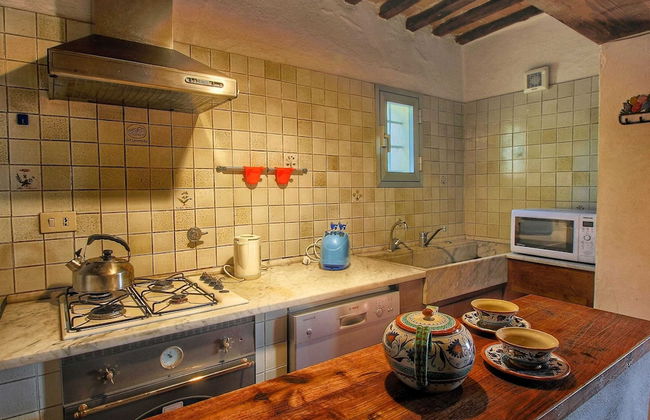 Cozy Farmhouse with Swimming Pool in Le Tolfe near Florence - Foto 10