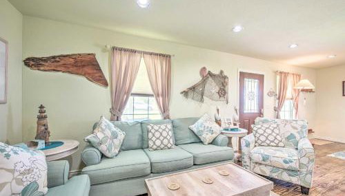 Half-Mi to Seadrift Harbor Seadrift Home with Deck - Foto 5