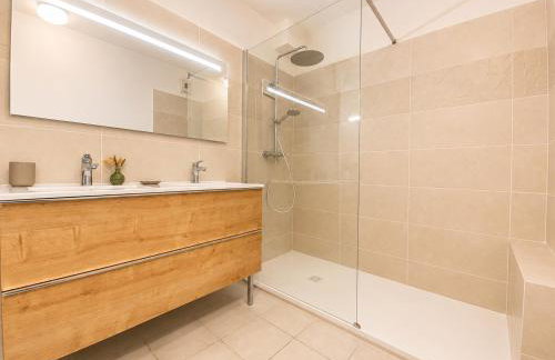 La Palmeraie T2, terrasse, clim, pkg, centre ville - Foto 4