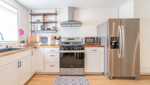 Urban Haven in Reno: Charming Studio Retreat - Foto 1, toaster, minibar