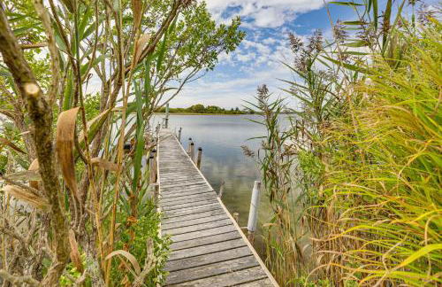 Dock and Water Access Charlestown Beach Escape! - Foto 36