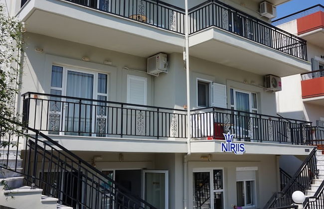 Niriis Hotel - Foto 1