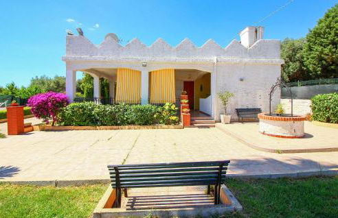 Amazing Home In Floridia - Photo 16