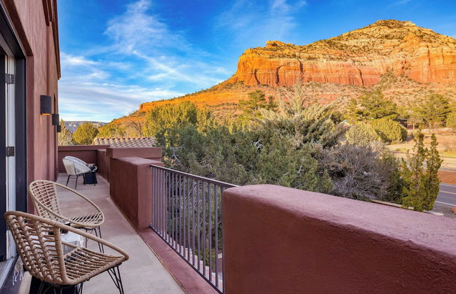 Mystic Sunset by Avantstay Thunder Mountain View + Pool, Driving Range, Casita - Photo 17