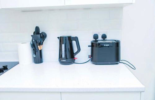 Contractor stays - Neville Crescent Sunderland - Foto 23