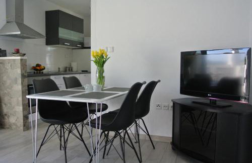 Apartmani Mistral - Photo 37