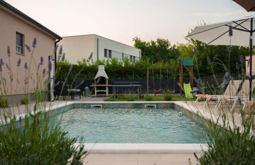 Poolside Holiday House - Foto 30