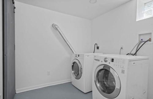 Luxury 5BR Cincinnati, Sleeps 12, Crib, Home Gym, Fenced Backyard - Foto 70