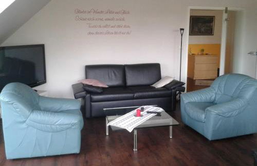 Luxuswohnung, 90 qm, Balkon, beste Lage in Kollmar - Foto 1