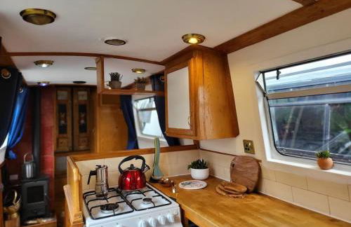 Cosy Canal Boat in Little Venice for Family & Friends - Photo 7