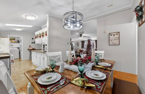 Twin Ponds Retreat-pond Hot Tub Fire Pit Game Room Pet Friendly - Foto 48