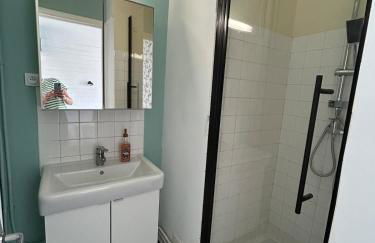 Studio Lumineux à 2 pas de la Rue de la Mer - Photo 11